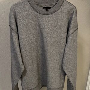 Banana Republic Men's Heather Gray Crewneck Pullover